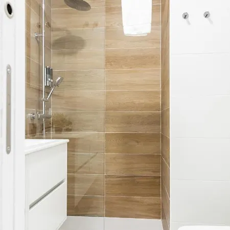 Casa Patio La Vina By Time * 加的斯